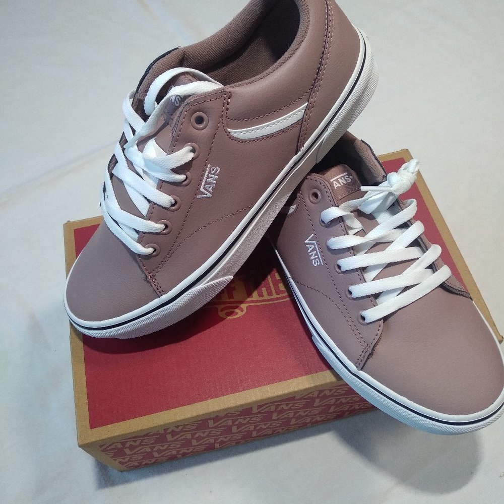 VANS Women's 10.0 Seldon Tumble Leather Mauve VN0A4U22CL2 - New w/Box